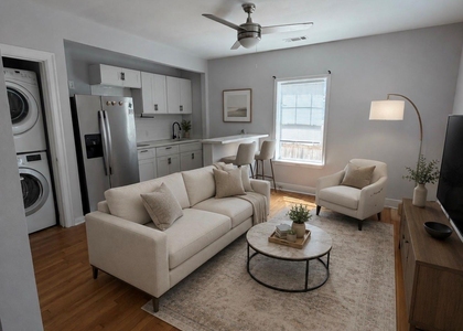 3015 Cleburne Street - Photo 1