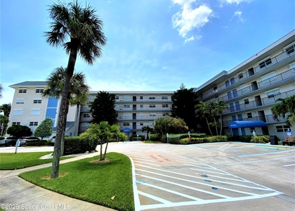 1700 N Atlantic Avenue - Photo 1