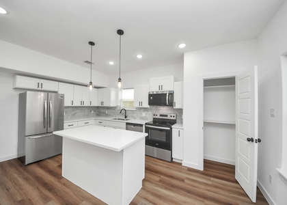 8021 Birmingham Street - Photo 1