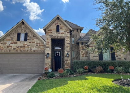 20427 Montecrest Circle - Photo 1