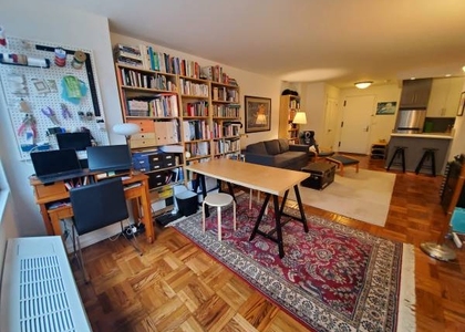 West 58th Street - Photo 1