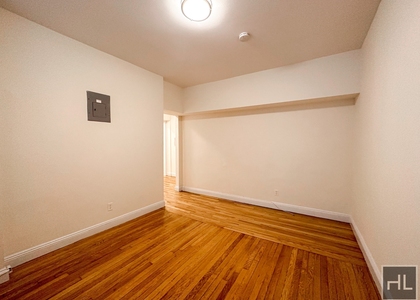 East 83 Street - Photo 1