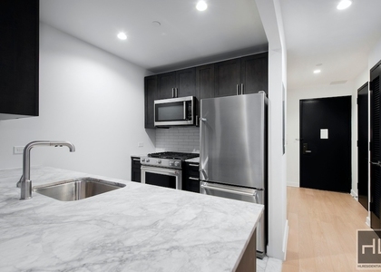 West End Avenue - Photo 1