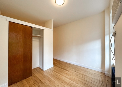 East 83 Street - Photo 1