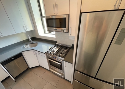 West 72 Street - Photo 1