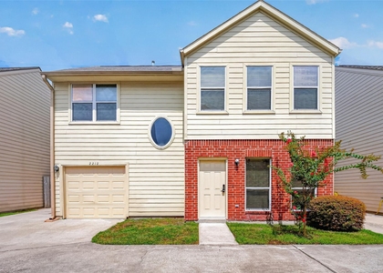 2212 Naomi Street - Photo 1