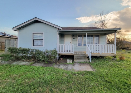 4817 Lawndale Street - Photo 1