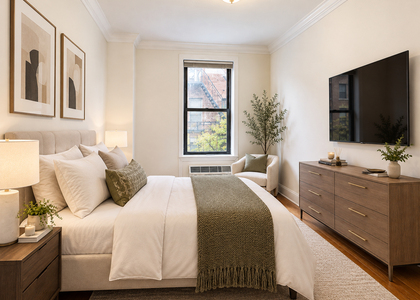 East 83rd street - Photo 1