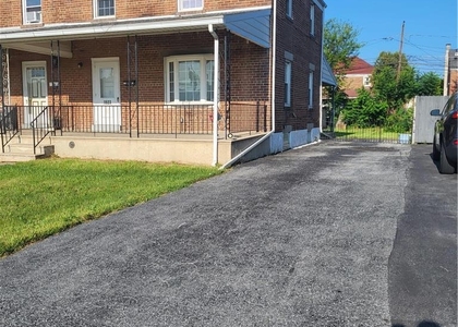 1523 S Jefferson Street - Photo 1