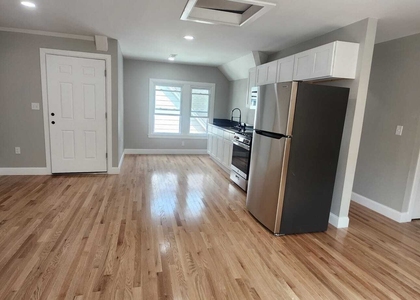 413 Winthrop Avenue - Photo 1