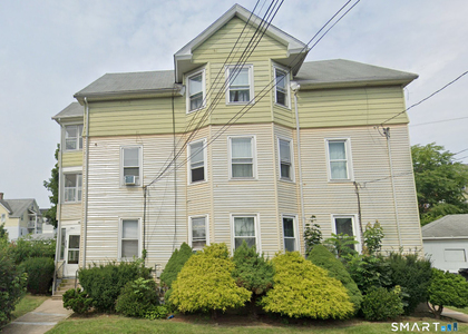 328 Chapman Street - Photo 1
