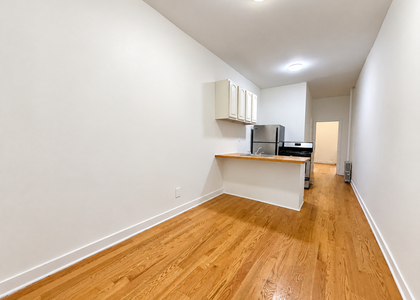 367 Menahan Street - Photo 1