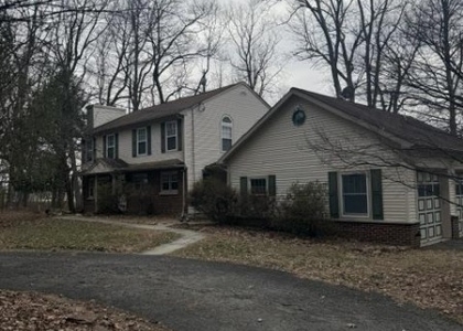 5 Linabury Ln - Photo 1