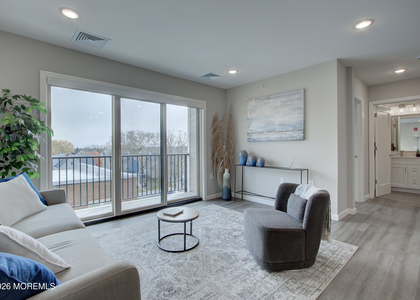 258 Morris Avenue - Photo 1
