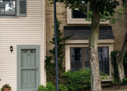 113 Dundee Court - Photo 1