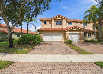 5643 Nw 125th Avenue - Photo 1