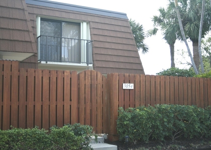 3054 30th Court - Photo 1