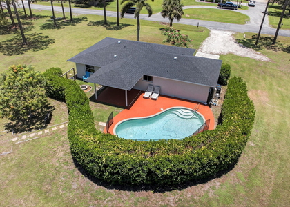 17354 64th Place N - Photo 1