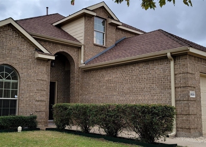 9509 Crooked Cat Drive - Photo 1