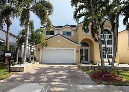 307 Berenger Walk - Photo 1