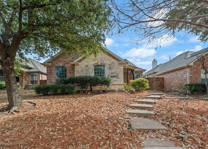 5544 Hidden Creek Lane - Photo 1