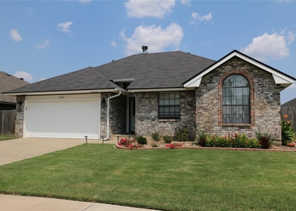 13000 S Robinson Avenue - Photo 1