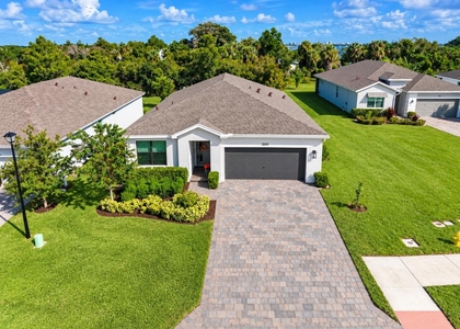 2005 Ne Ocean Dunes Drive - Photo 1