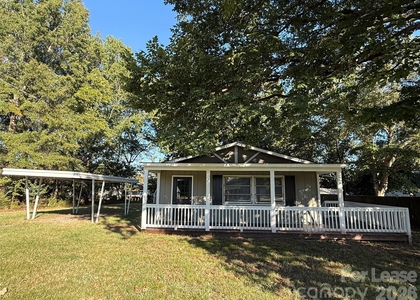 467 Stutts Road - Photo 1