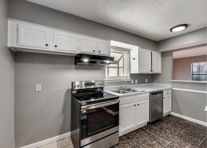 5504 Columbia Avenue - Photo 1