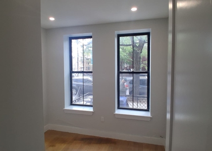 Catalpa Avenue and 64th Street - Photo 1
