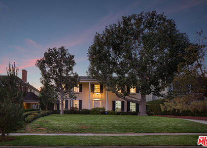 625 N Sierra Drive - Photo 1