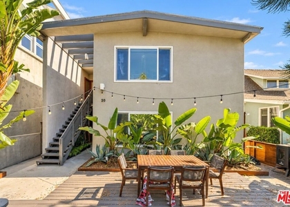 20 Eastwind Street - Photo 1