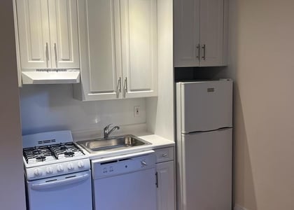 East 51st Street - Photo 1
