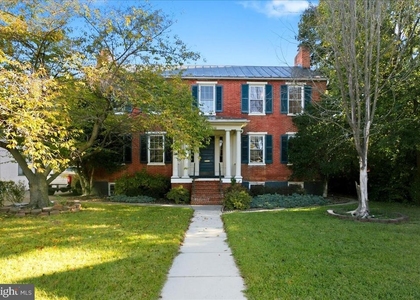 324 W Boscawen Street - Photo 1