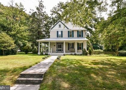 2415 Sandburg Street - Photo 1