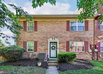 9899 Hagel Circle - Photo 1