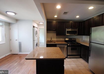 1221 N Quinn Street - Photo 1