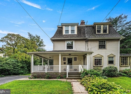 312 Dartmouth Avenue - Photo 1
