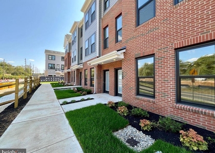 805 Shay Court - Photo 1