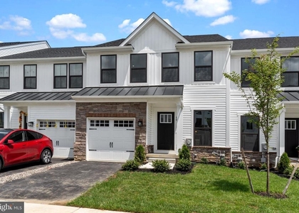 60 Rosemary Way - Photo 1
