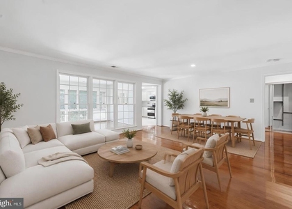 10703 Kings Riding Way N - Photo 1