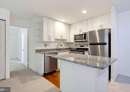 170 Talbott Street - Photo 1