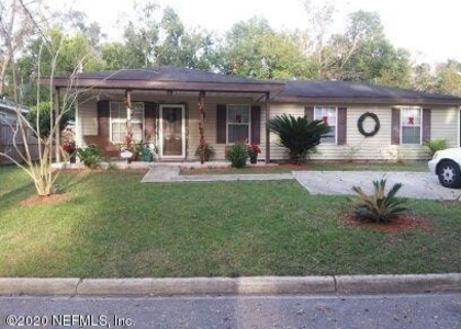 819 Benbow Street - Photo 1