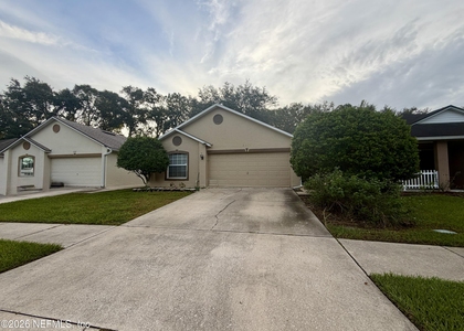 8311 Oak Crossing Drive W - Photo 1