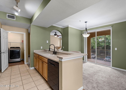 10075 N Gate Parkway N - Photo 1