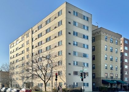 1400 Chicago Avenue - Photo 1