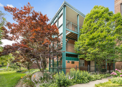 7606 N Eastlake Terrace - Photo 1