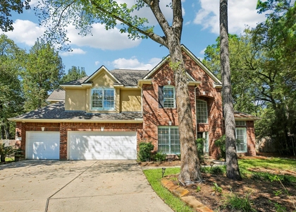 14 Guinevere Place - Photo 1