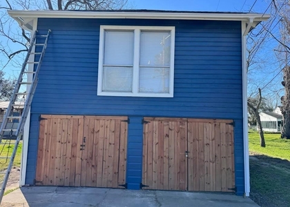415 N Rockisland Street - Photo 1