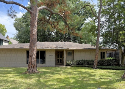 3207 Banbury Place - Photo 1